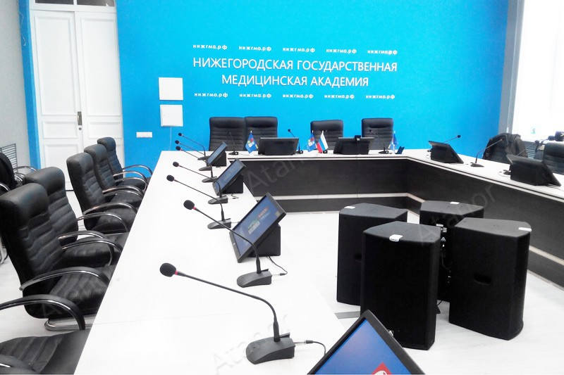 Системы AV Production в конференц-зале Нижегородской медицинской академии