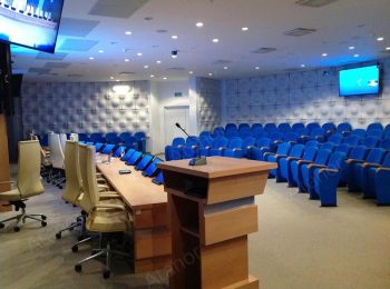 Многофункциональный конференц-зал в офисе компании «СОГАЗ» с центральным управлением от AV Production