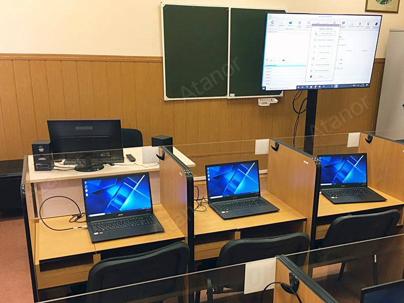 Оборудование лингафонного кабинета для Московского высшего командного училища